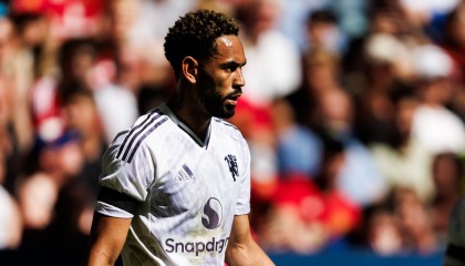 3次射正+4次过人！库尼亚当选英超首轮曼联队内最佳球员