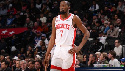 开云下载-杜兰特轰36+7燃尽，火箭队4大败因明显！重用谢泼德+交易势在必行