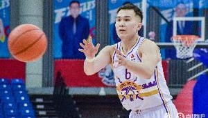 开云体育-正负值+12全场最高！张帆9中6拿到16分 三分6中4