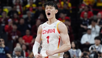 开云APP-美记：中国球员曾凡博预计将和篮网签订一份Exhibit 10合同